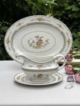 Блюдо и соусник на блюде Royal Doulton Hamilton набор 3 предмета Англия
