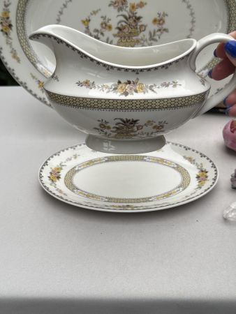 Блюдо и соусник на блюде Royal Doulton Hamilton набор 3 предмета Англия