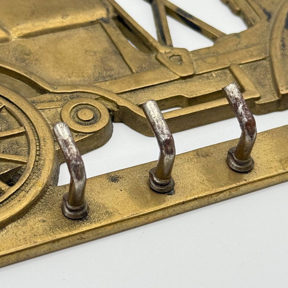 Ключница вешалка Автомобиль латунь