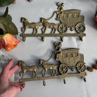 Вешалка с крючками Экипаж 22 см латунь