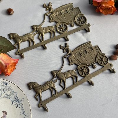 Вешалка с крючками Экипаж 22 см латунь