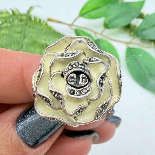 Кольцо Роза серебро эмаль