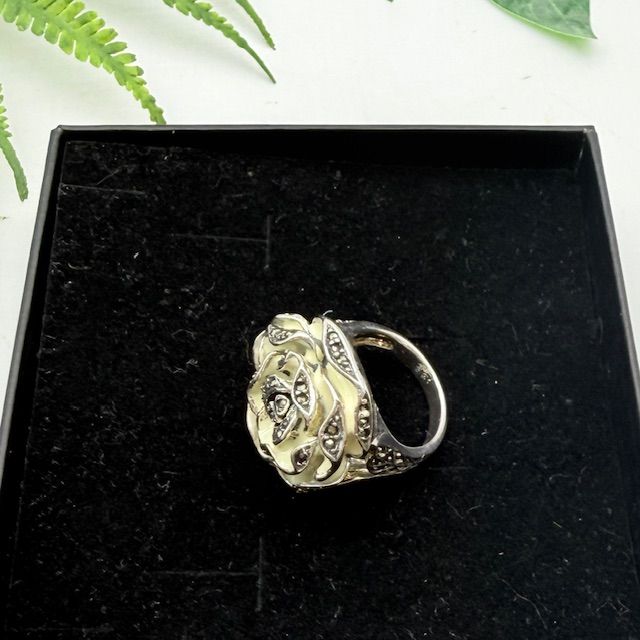 Кольцо Роза серебро эмаль