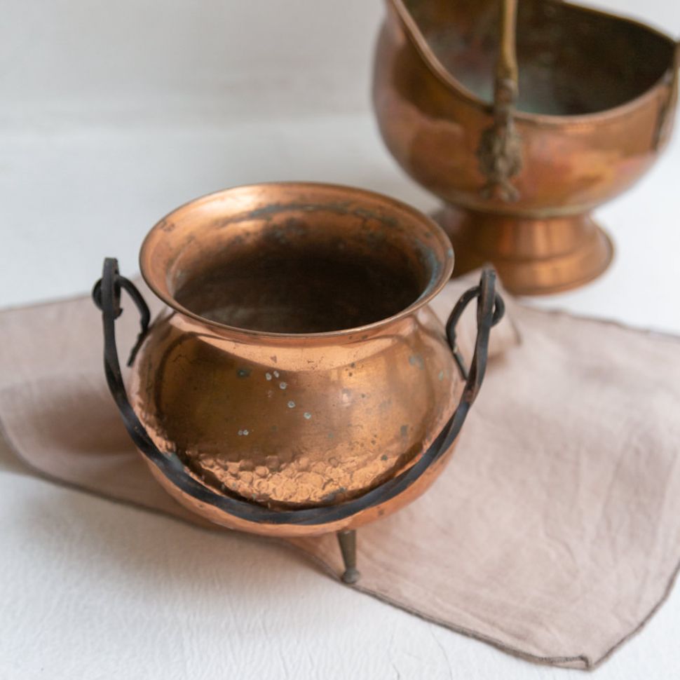 Кашпо зольник медный 13 см на латунных ножках