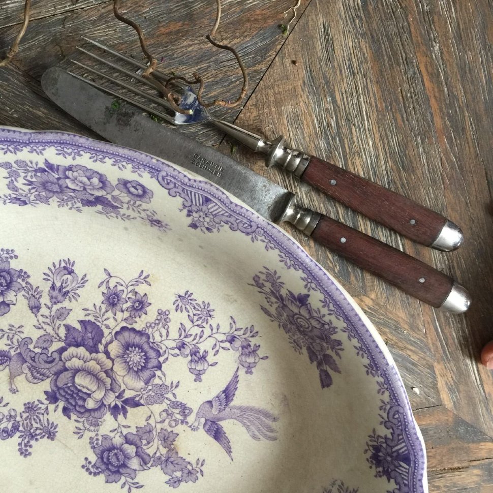 Нож и вилка с деревянной ручкой и клепками, набор