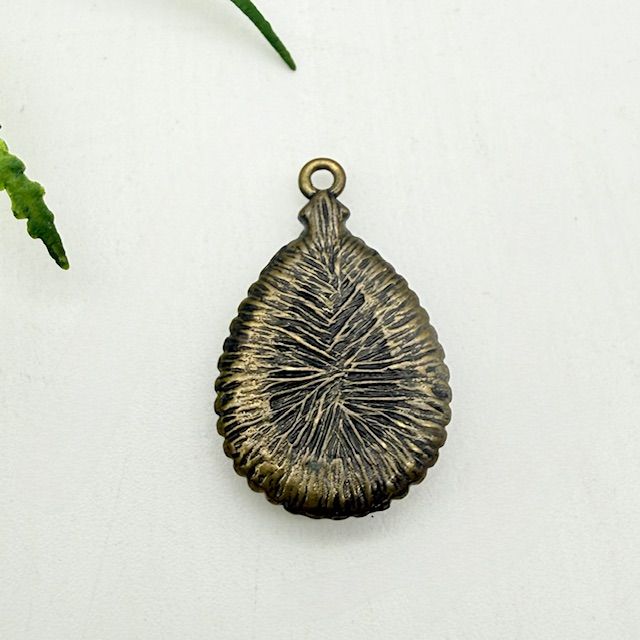 Кулон 3 см сплав стекло