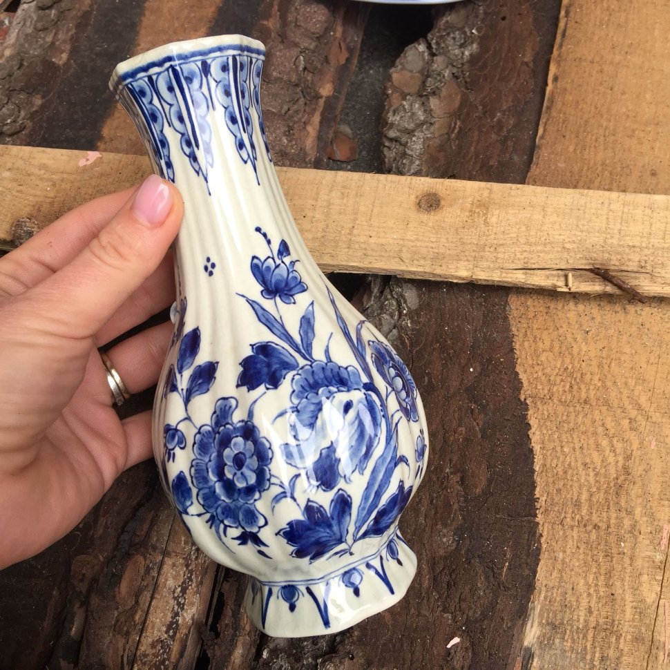 Ваза Delft Синие цветы, рифление и кракелюр 50-е