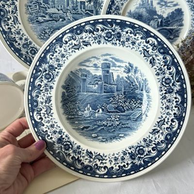 Тарелка глубокая Blue Castle ВиллеройБох 24 см Германия 