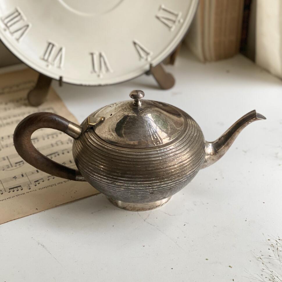 Чайник 600 мл деревянная ручка мельхиор