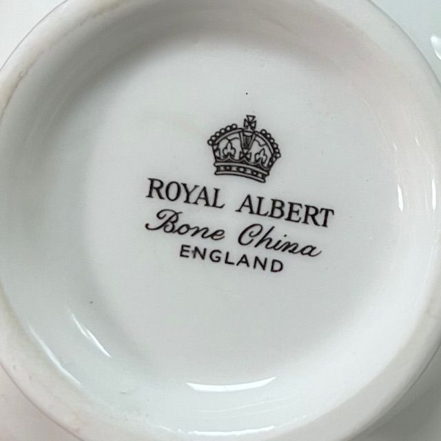 Чайная пара Royal Albert Анютины глазки 220 мл Англия