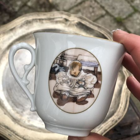 Чашка кофейная Девочка B&G Дания Carl Larsson 