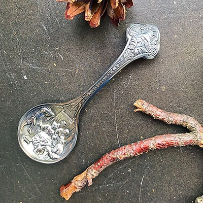 Ложка с объемным тиснением