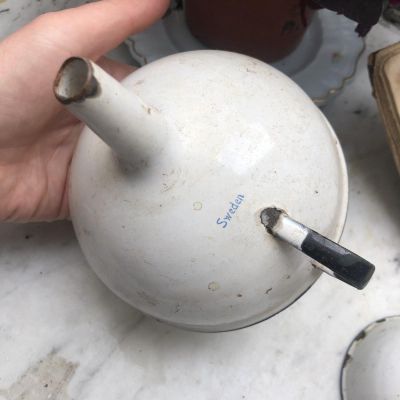 Воронка белая эмалированная 10 см