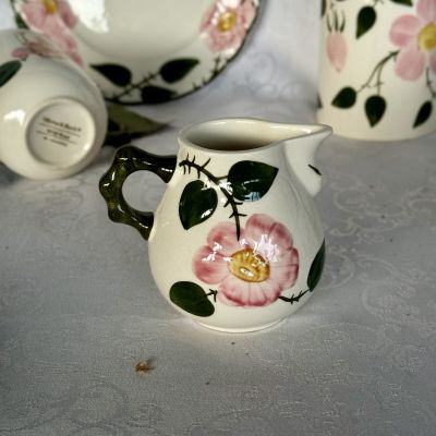 Молочник ВиллеройБох Wild-Rose 250 мл Люксембург