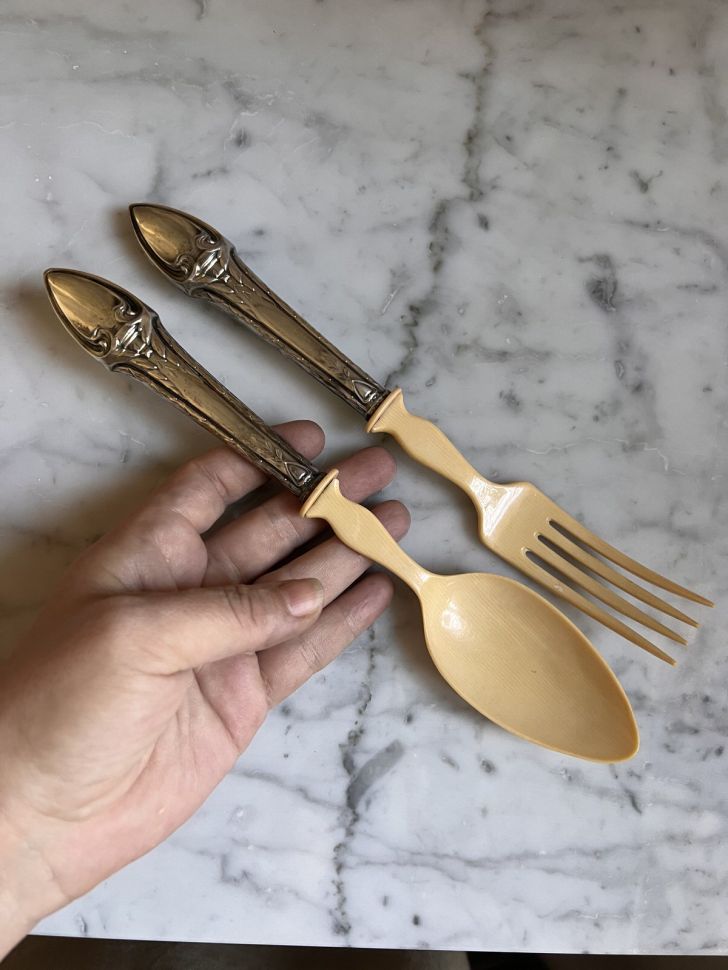 Ложка и вилка набор сервировочный 32 см серебро Италия