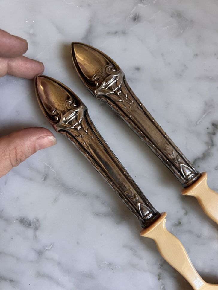 Ложка и вилка набор сервировочный 32 см серебро Италия