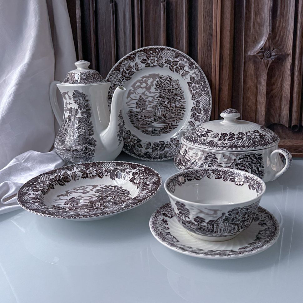 Тарелка Barralls Staffordshire Elizabethan 25 см Англия