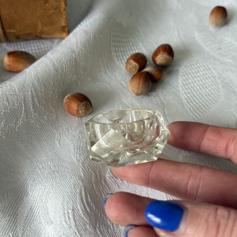 Солонка 5 см стекло