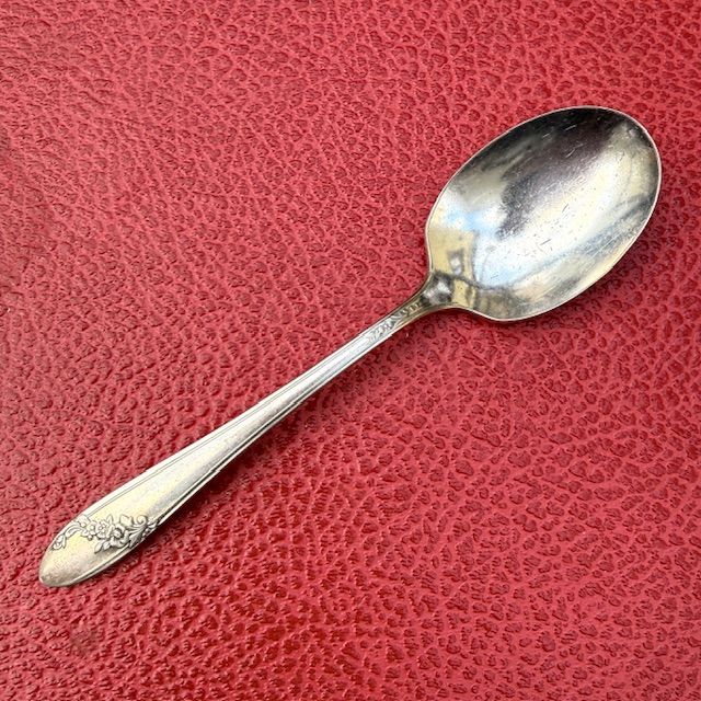 Ложка Oneida Community Queen Bess 15 см серебрение США