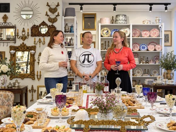 Клубный вечер «Летающие создания на фарфоре и предметах быта 17-20 вв»