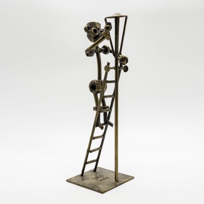 Статуэтка фонарщик