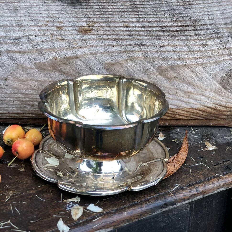 Конфетница на блюде 15,5 см мельхиор