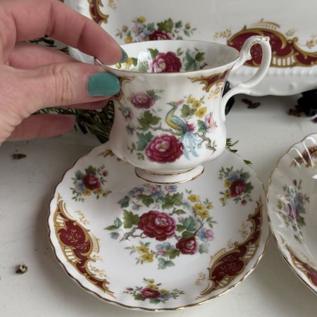 Кофейная пара Royal Albert Chatelaine 130 мл Англия