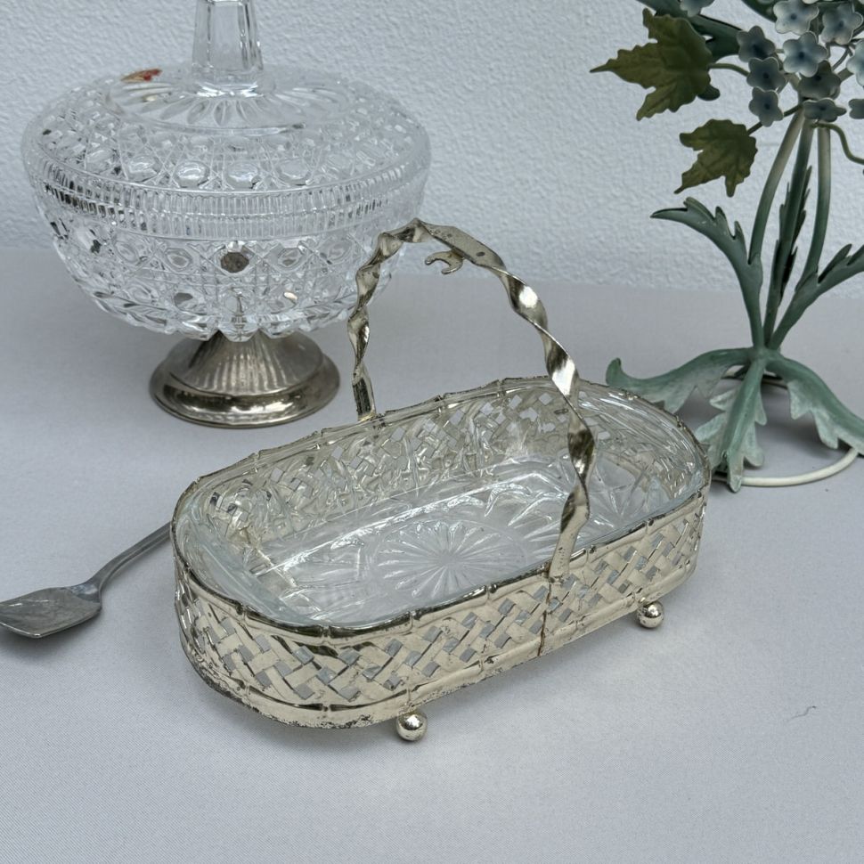 Блюдо стекло 19 см на подставке серебрение