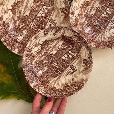 Тарелка 21 см J.Broadhurst&Sons Swan Inn Англия