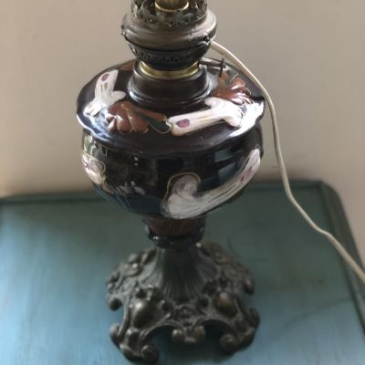 Светильник настольный Коричневая ваза с латунной ножкой