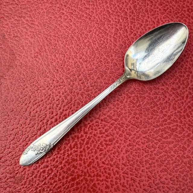 Ложка чайная Oneida Community Queen Bess 16 см серебрение США