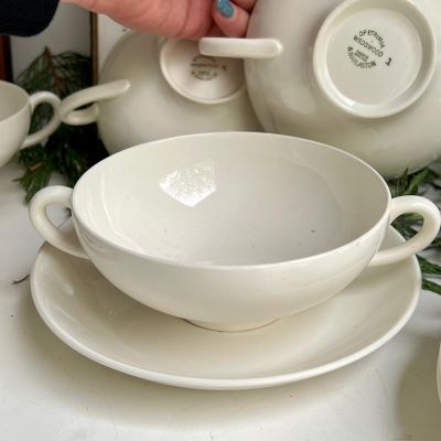 Бульонная пара Wedgwood 300 мл Англия уценка