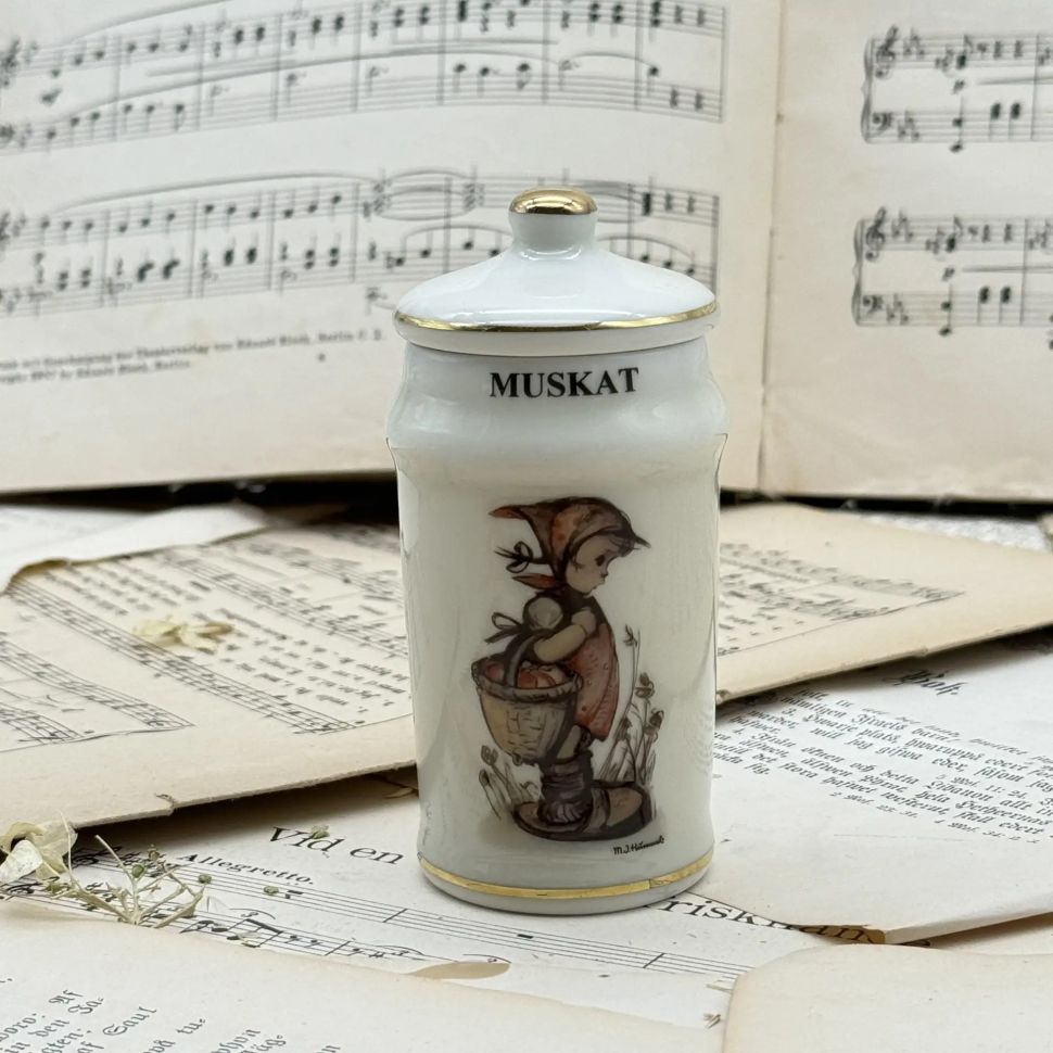 Банка для специй Goebel MJ Hummel Мускатный орех 11 см фарфор Германия