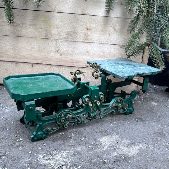 Весы старинные рыночные 39 см чугун мрамор   