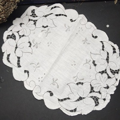 Салфетка льняная ручная вышивка