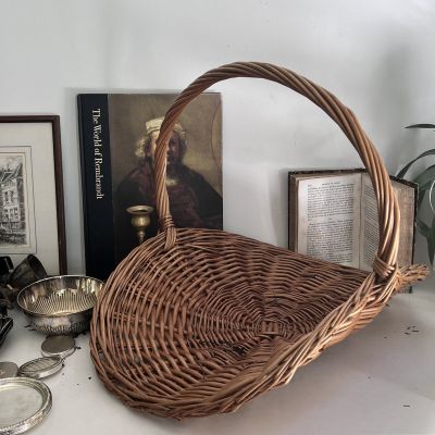 Корзина плетеная для цветов 48 см с одной ручкой