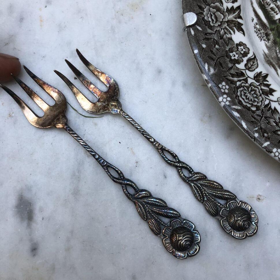 Вилка трезубец Цветок 11 см мельхиор патина набор 2 шт.