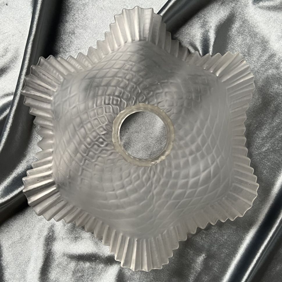 Плафон 24 см стекло Франция 20-30-е годы