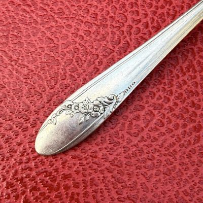 Вилка Oneida Community Queen Bess 19 см серебрение США