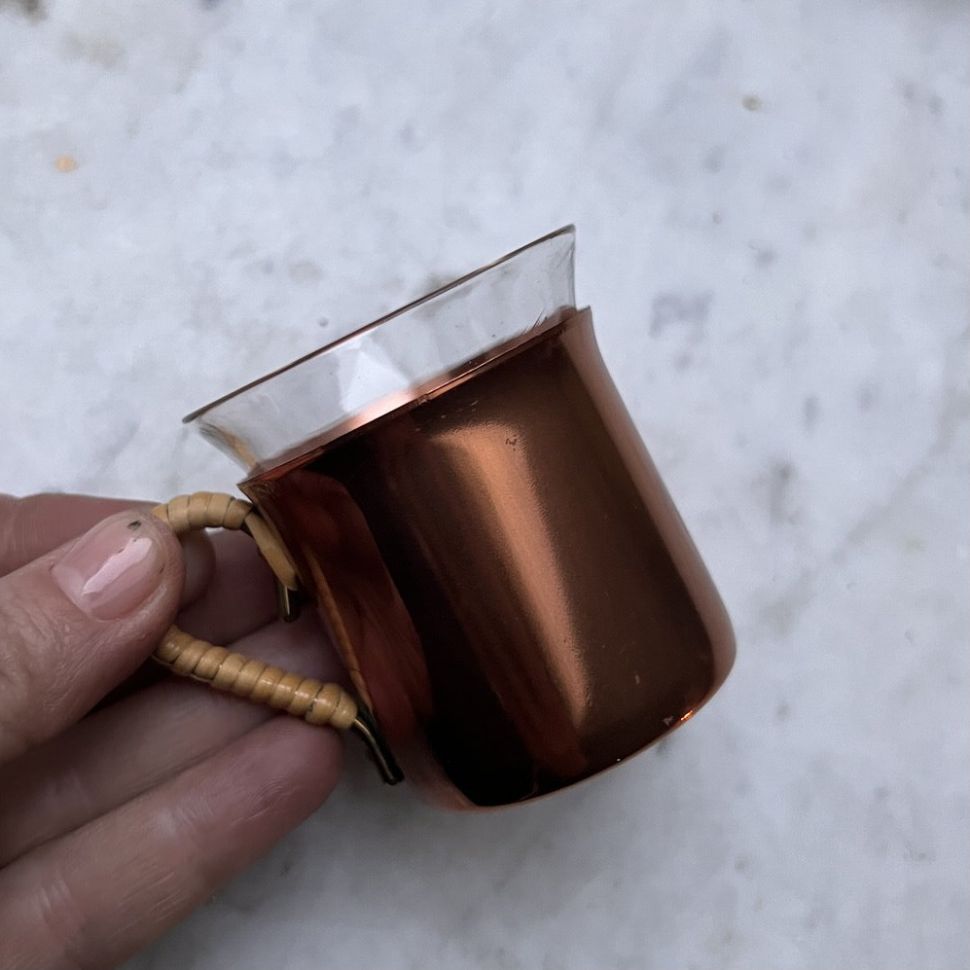 Кружка в медном подстаканнике 80 мл стекло 