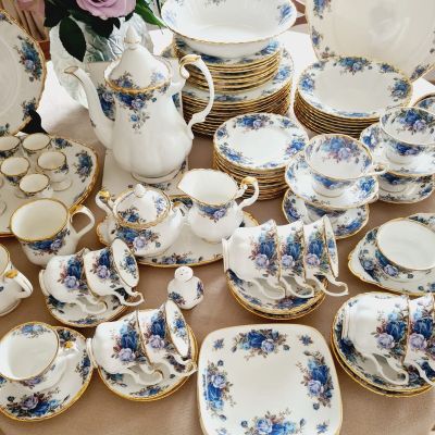 Салатник Royal Albert Moonlight Rose 24 см фарфор Англия