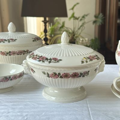 Супница 1 л Briar Rose Wedgwood Англия