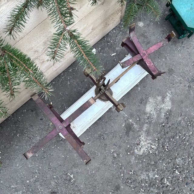 Весы старинные рыночные без чаш 46 см чугун латунь