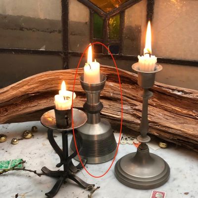 Подсвечник на одну свечу оловянный