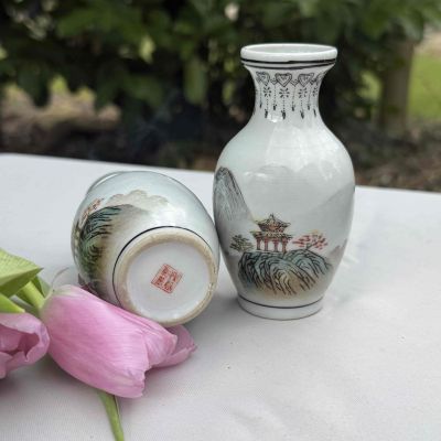 Ваза Пагода 11 см фарфор Япония   