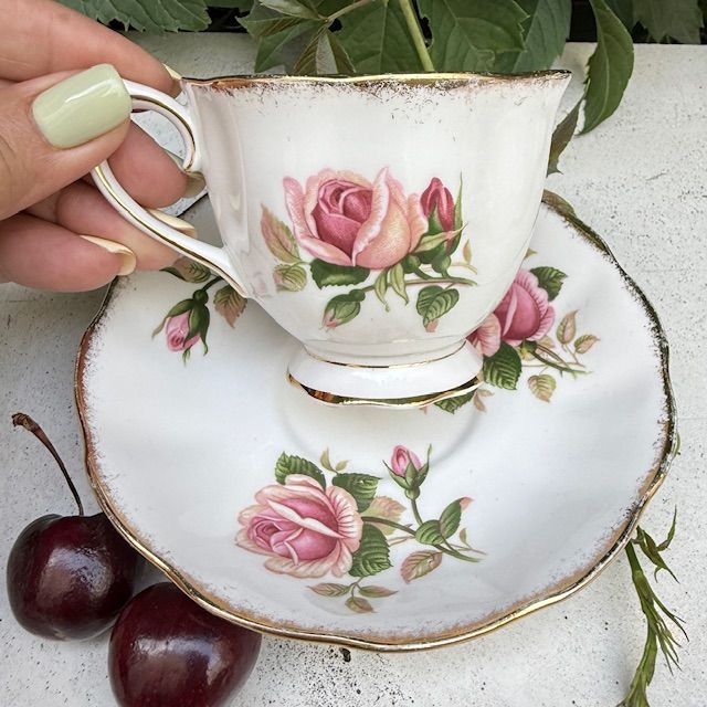 Чайная пара Royal Albert Anniversary Rose 200 мл 1950 гг.