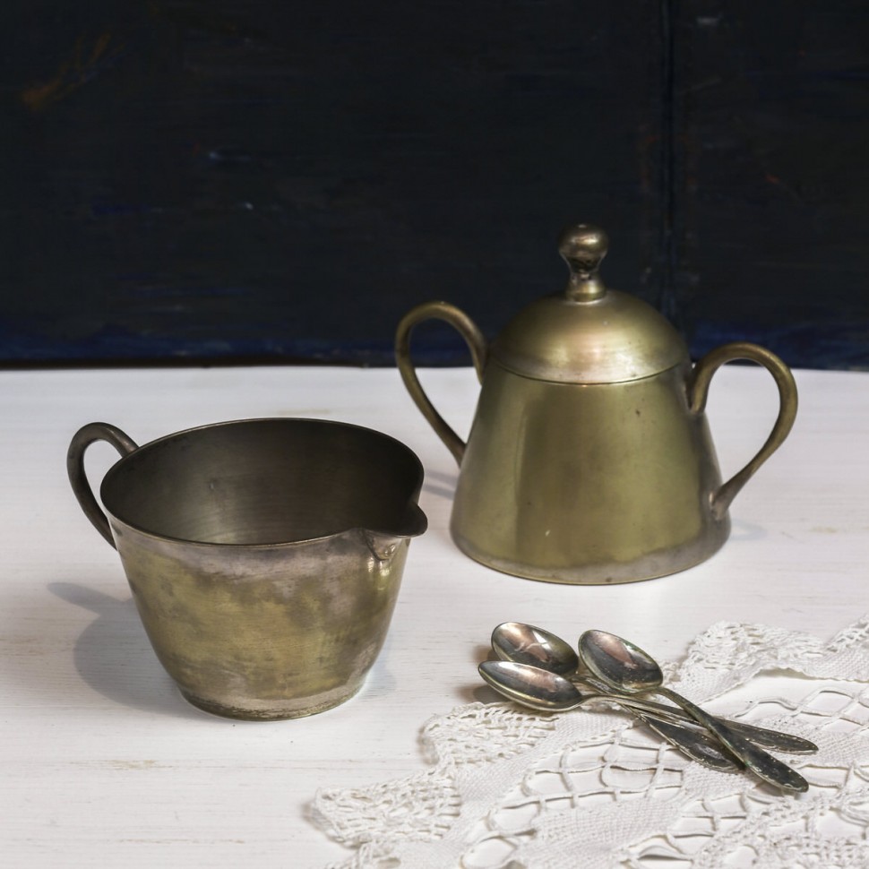 Сахарница и молочник латунь набор