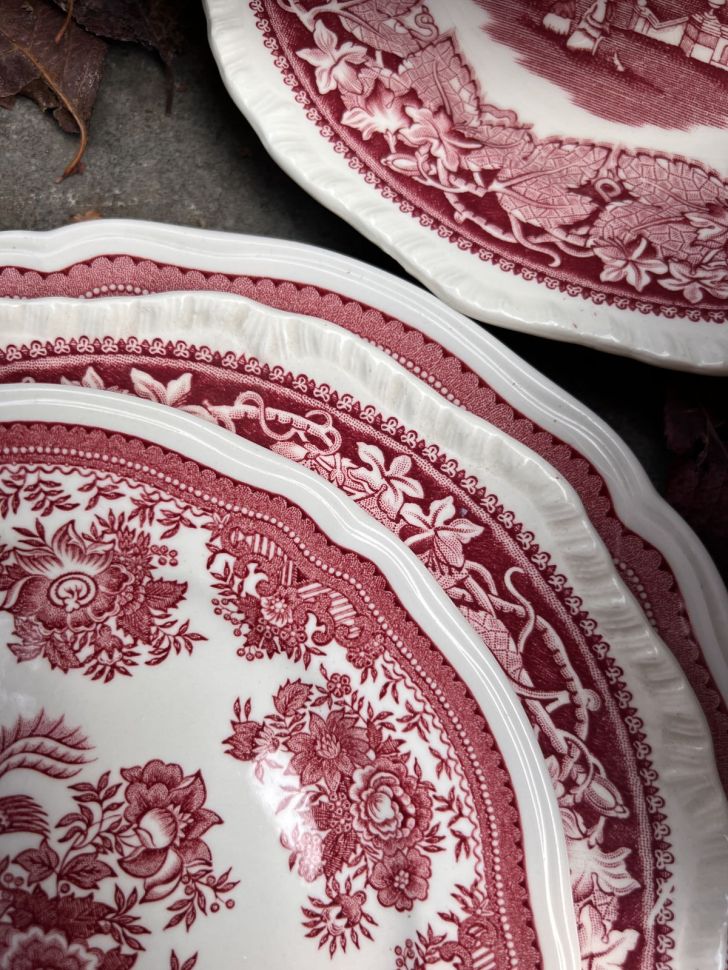 Тарелка ВиллеройБох Fasan красный 15 см Германия