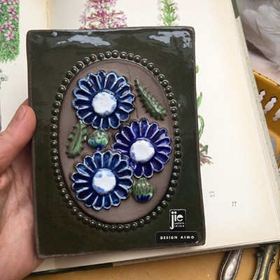 Плитка изразец Незабудки с подвесом Щвеция