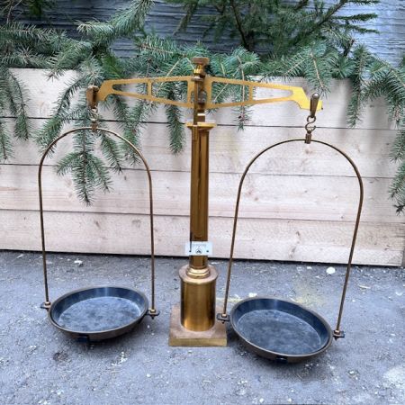 Весы равноплечные с двумя чашами 50 см латунь 